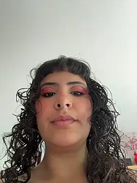 SugarTroubl33 online show from June 19, 2:31 pm