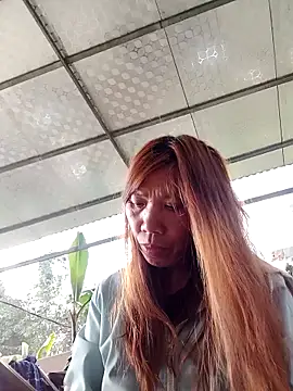 bella-la online show from February 15, 7:51 am