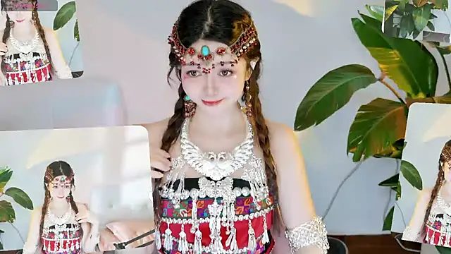 Yiluo95 online show from July 15, 4:55 pm