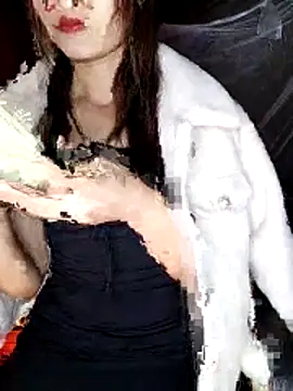 Em xinh01 online show from February 2, 10:36 am