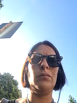 Piediniecollant online show from July 29, 6:46 am