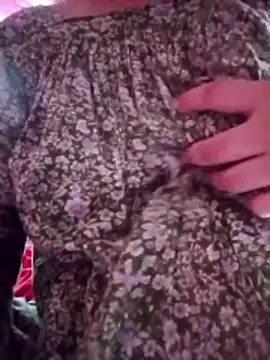 Liza0103 online show from April 27, 9:17 am