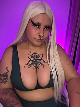 pinkbaddie777 online show from March 27, 3:41 am