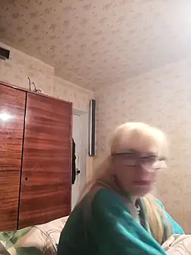 Georgette466 online show from May 1, 3:26 pm