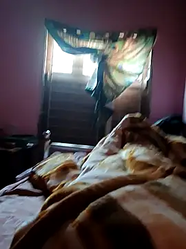 Laal Parilove online show from November 16, 8:05 am