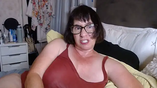 BigbustedBrenda online show from May 30, 1:03 am
