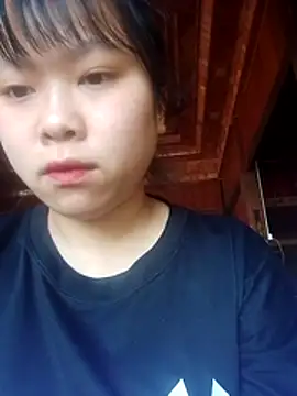 Snapshot of Ciin_hello chatting on October 28, 3:34 am Ciin hello online show from October 28, 3:34 am