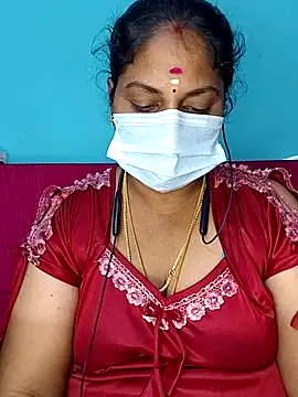 deepikasree143 online show from October 31, 4:36 am