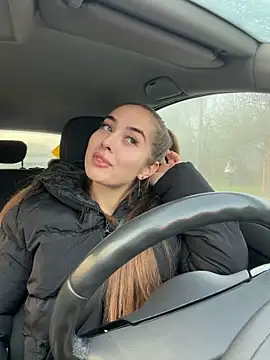 Natashaa15 online show from December 2, 6:15 am