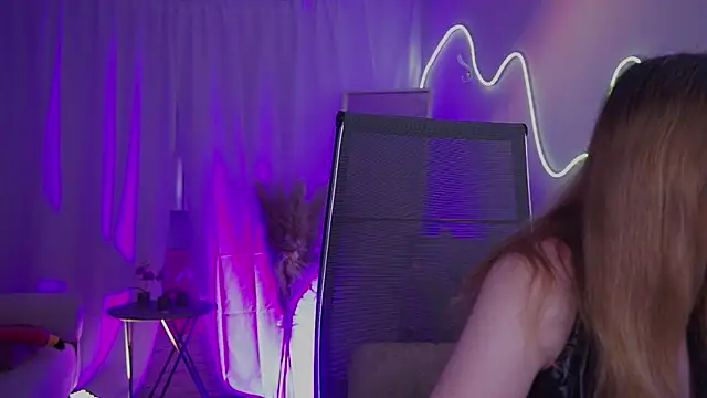 AleksaLaurent online show from November 5, 6:29 am