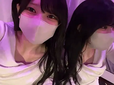 eroeroMiYUeroeo online show from November 11, 4:48 pm