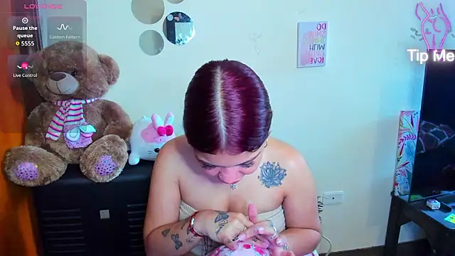 Emma boo online show from February 20, 3:35 pm