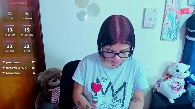 Emma boo online show from November 1, 3:38 pm