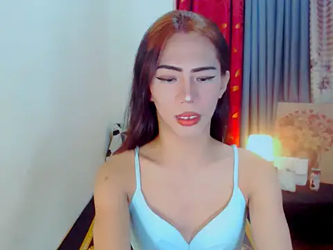 EXOTICGEORGINA online show from November 5, 9:31 pm