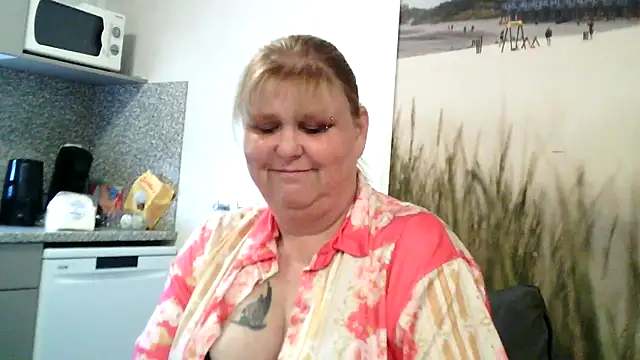 Sylviastar46 online show from March 31, 4:07 pm