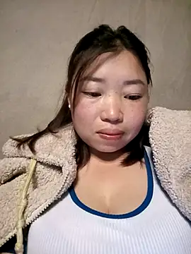 julybe online show from February 11, 4:19 pm