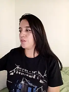 alanna sweett00 online show from October 31, 12:23 am