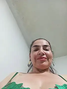 MaryRoze  online show from May 10, 2:24 am