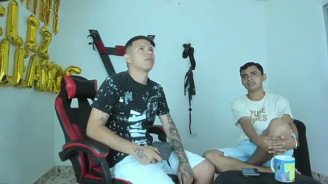 Steven19 LatinBoy online show from February 2, 12:37 pm