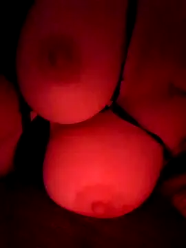 Nouna-loca online show from November 6, 4:40 am