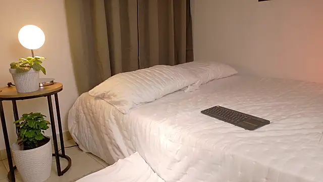 SeleneNova online show from November 28, 1:41 am