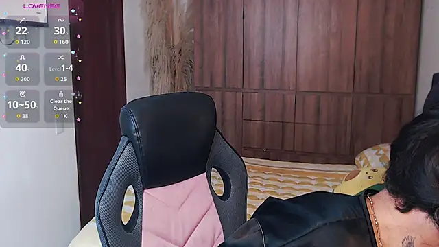 melani ferraraa  online show from December 21, 4:39 am