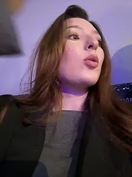 LilluKatten online show from April 3, 11:41 am