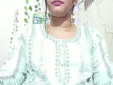 Nancy queen001 online show from November 27, 6:22 pm