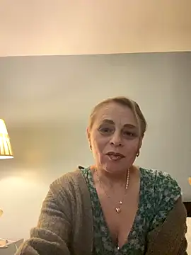 ToriLove777 online show from November 18, 8:15 am