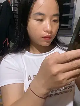 Ngoclan2k online show from October 31, 12:42 pm