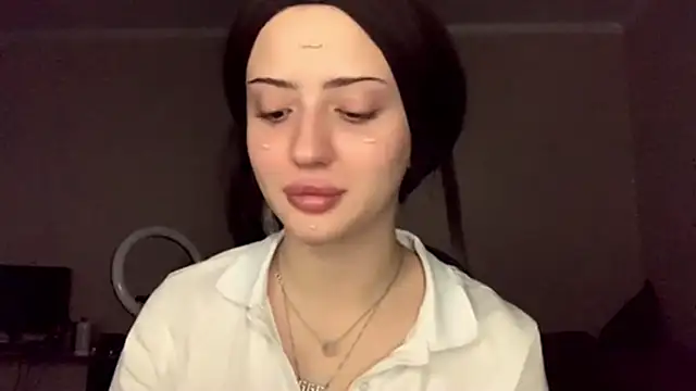 RuthGarner online show from October 31, 2:32 pm