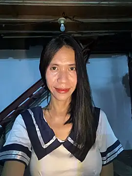 bellaUtops online show from June 3, 3:17 pm