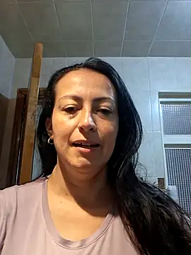 Lauryn Jones online show from June 2, 5:47 pm