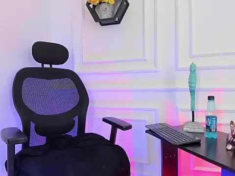 chelseadalea online show from December 17, 10:36 pm