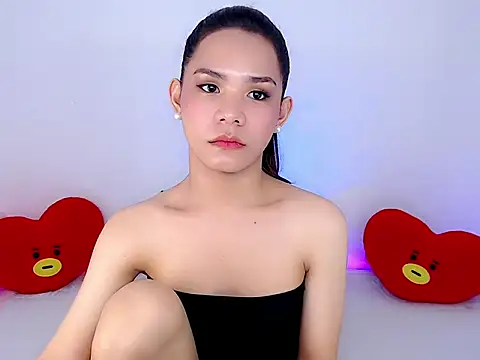 ursexydelancy  online show from June 12, 6:49 pm