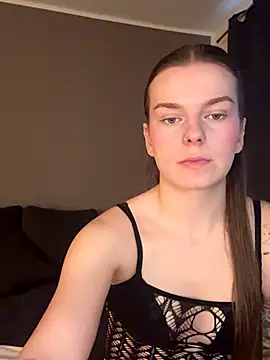 LisaFreierxx online show from December 22, 11:46 am