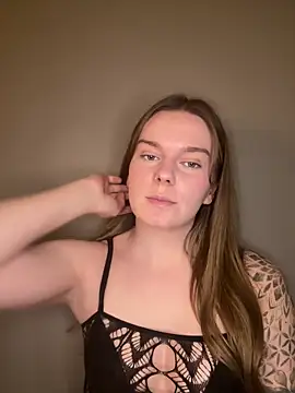 LisaFreierxx online show from April 17, 8:22 pm