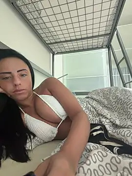 Bethrae25 online show from March 26, 12:13 am