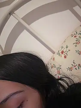 JIORYOvO online show from June 5, 6:52 am