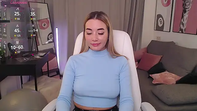 Rosie Mac online show from November 14, 1:16 am