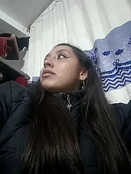 naughtygoddesss  online show from December 2, 3:30 am