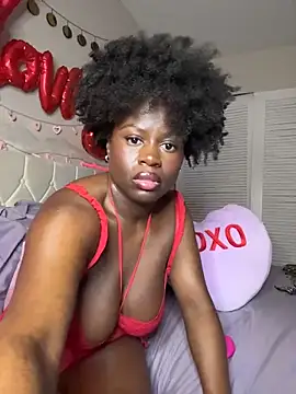 ladiosa selene online show from February 15, 11:59 pm