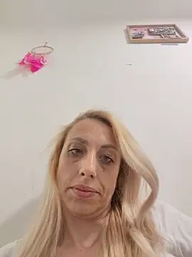 Yourdreams666999 online show from June 3, 12:23 am