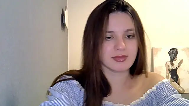 KiraHoney online show from November 15, 8:43 pm