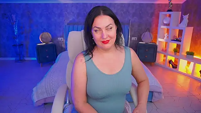VelvetLuck online show from July 28, 9:03 pm