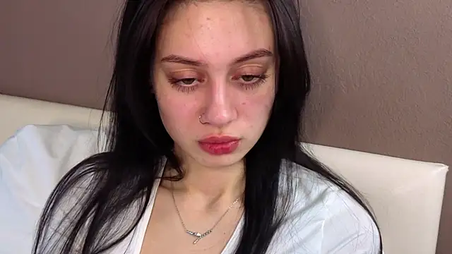 MarvisKuhIo online show from November 23, 5:43 am