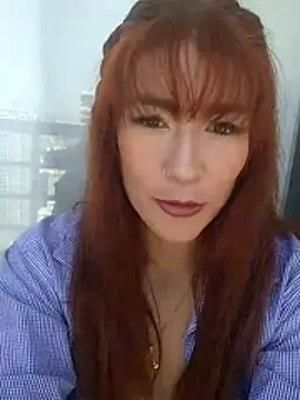 Xeena  online show from December 2, 2:30 pm