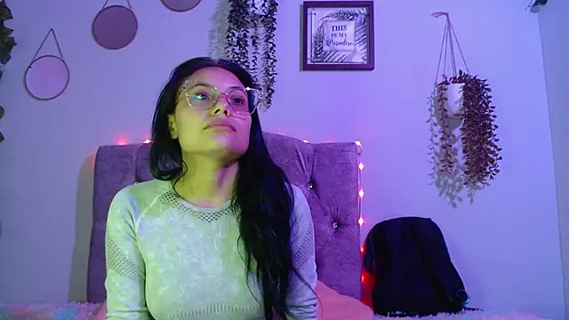 valkiry  online show from April 6, 9:38 pm