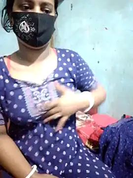 Hot8g online show from November 11, 2:40 am