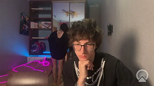 t files x online show from February 3, 3:15 am